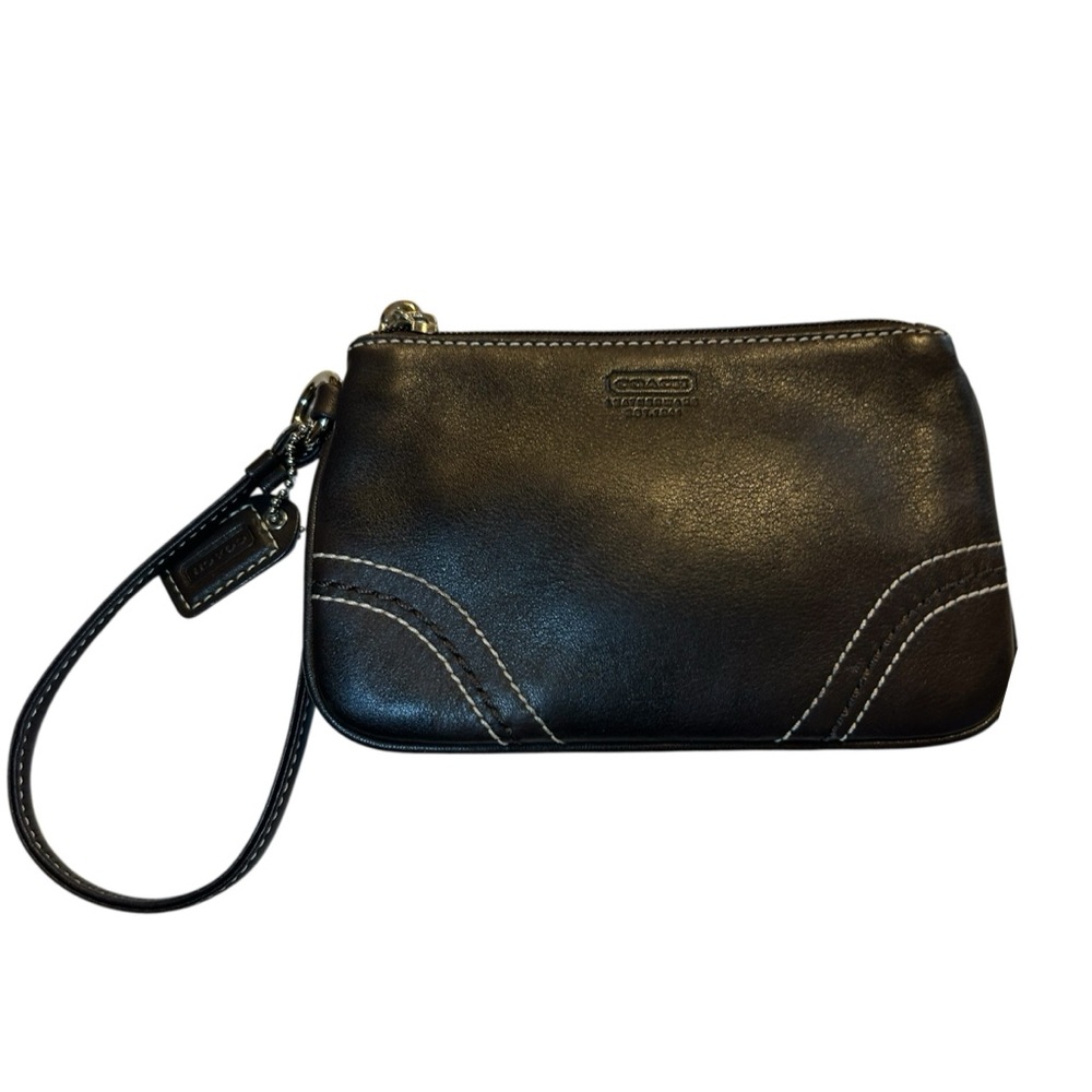 Coach SoHo Black Leather Wristlet with Contrast Stitching - Picture 6 of 9